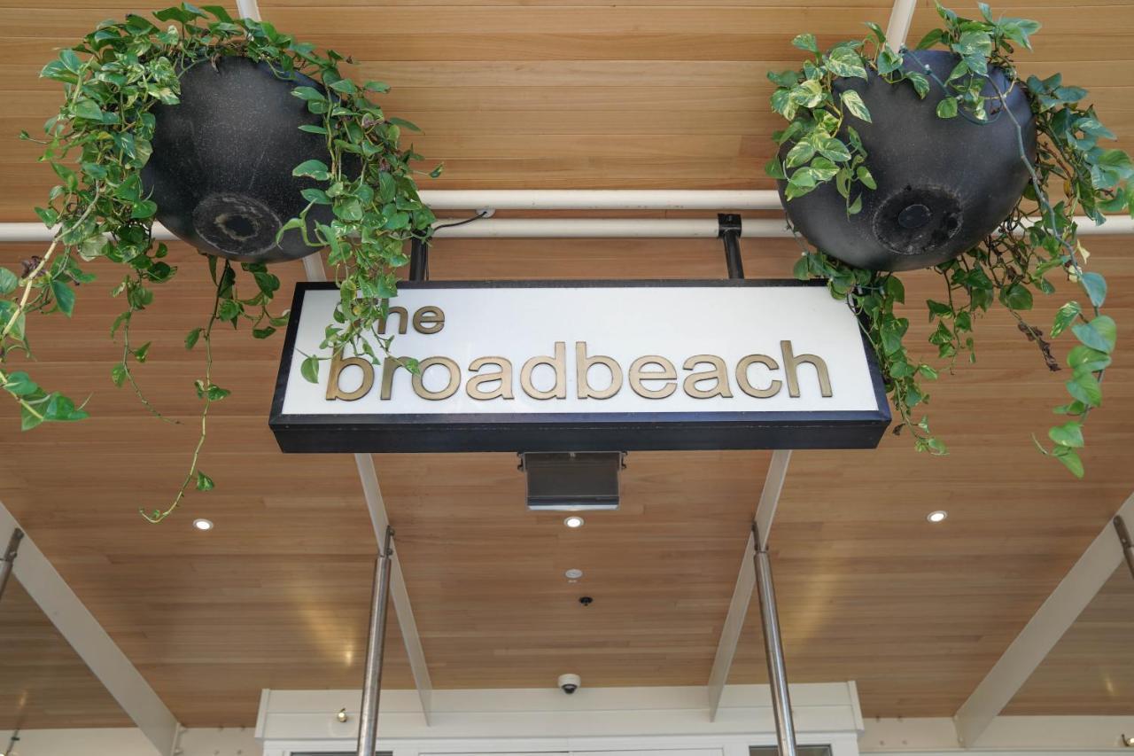 Beachfront On Oasis Centre, Air On Broadbeach 1503 Голд-Кост Екстер'єр фото